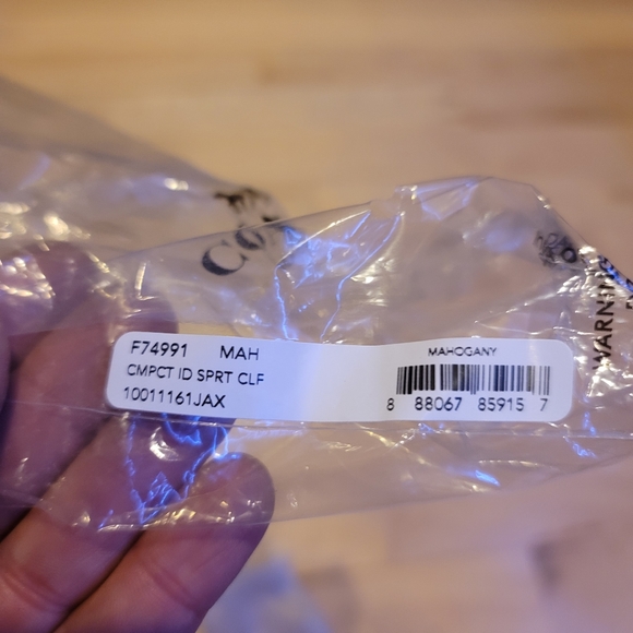 NWT COACH COMPACT ID WALLET IN SPORT CALF LEATHER - AUTHENTIC - Picture 4 of 4